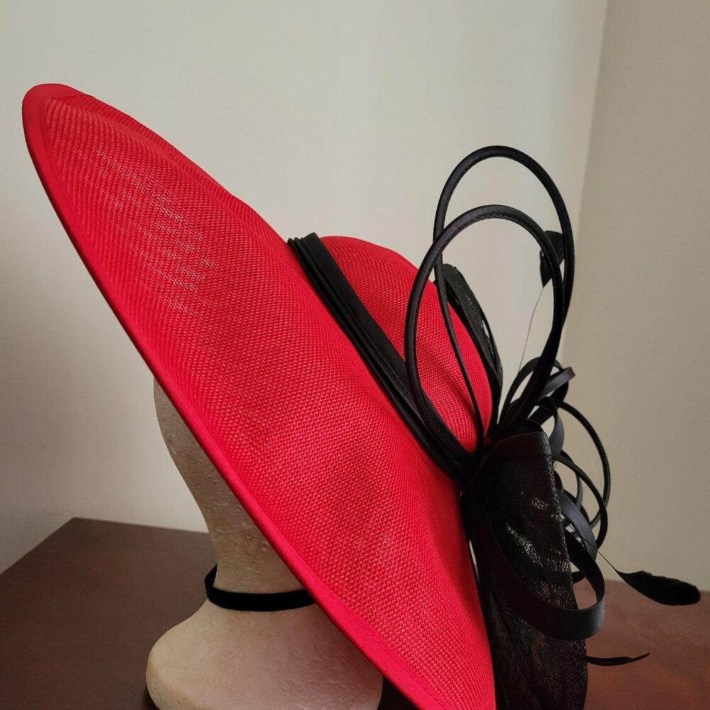 Paris Hand-Made Large Brim Ruffle Organza Hat | Elegant Royal Ascot Derby Hat - Picture 5 of 10